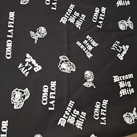 LATINA TSHIRT XL - Picture 8 of 9